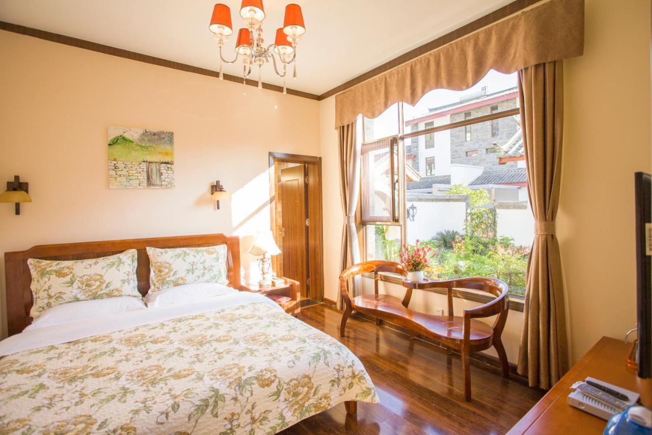 Oak Inn Lijiang  Zewnętrze zdjęcie